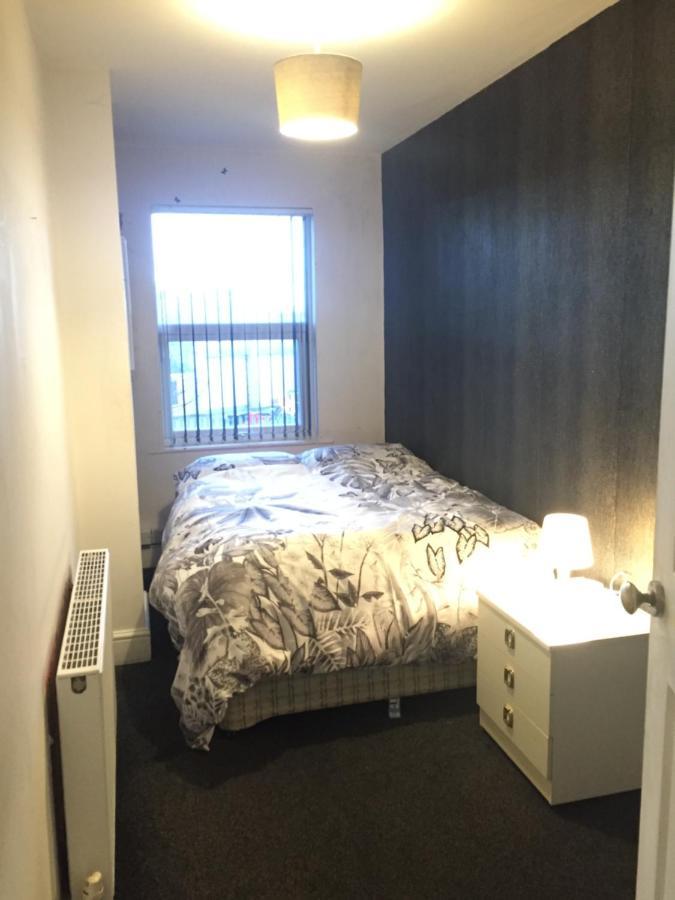 Private Double Room Near City Centre, Coventry Exterior foto